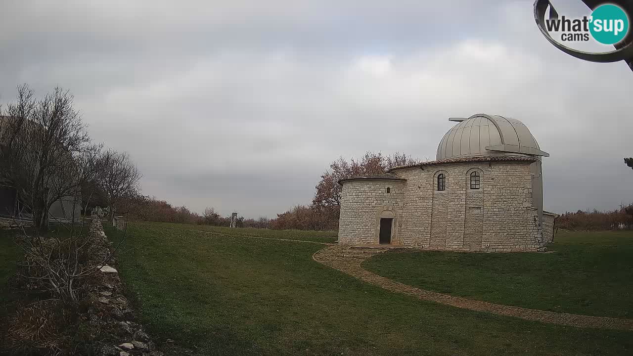 Višnjan Observatory Webcam: Gaze into the Cosmos from Istria, Croatia