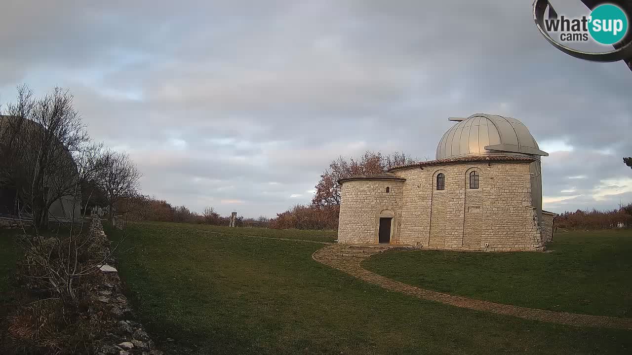 Višnjan Observatory Webcam: Gaze into the Cosmos from Istria, Croatia