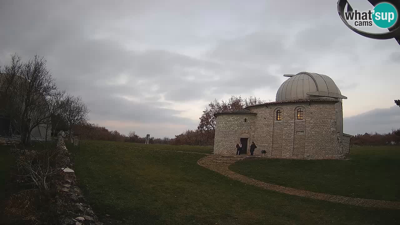 Webcam de l’Observatoire de Višnjan: Plongez dans le cosmos depuis l’Istrie, Croatie