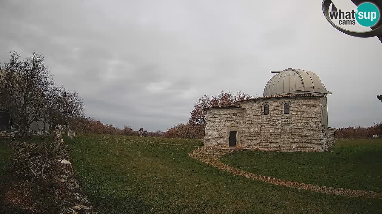 Višnjan Observatory Webcam: Gaze into the Cosmos from Istria, Croatia