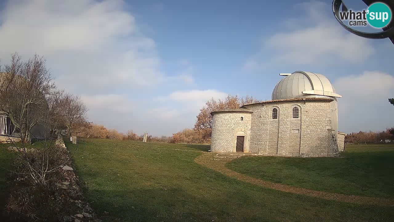 Višnjan Observatory Webcam: Gaze into the Cosmos from Istria, Croatia
