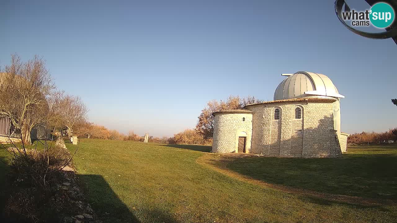 Višnjan Observatory Webcam: Gaze into the Cosmos from Istria, Croatia