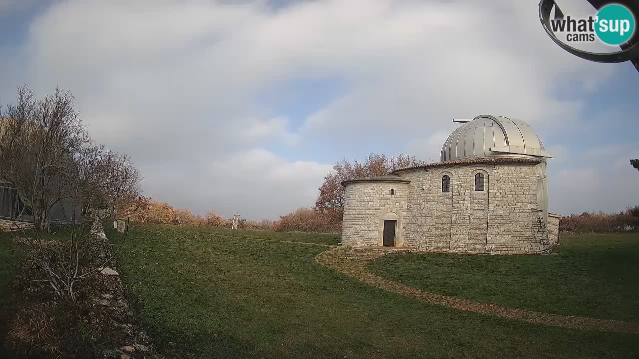 Webcam de l’Observatoire de Višnjan: Plongez dans le cosmos depuis l’Istrie, Croatie