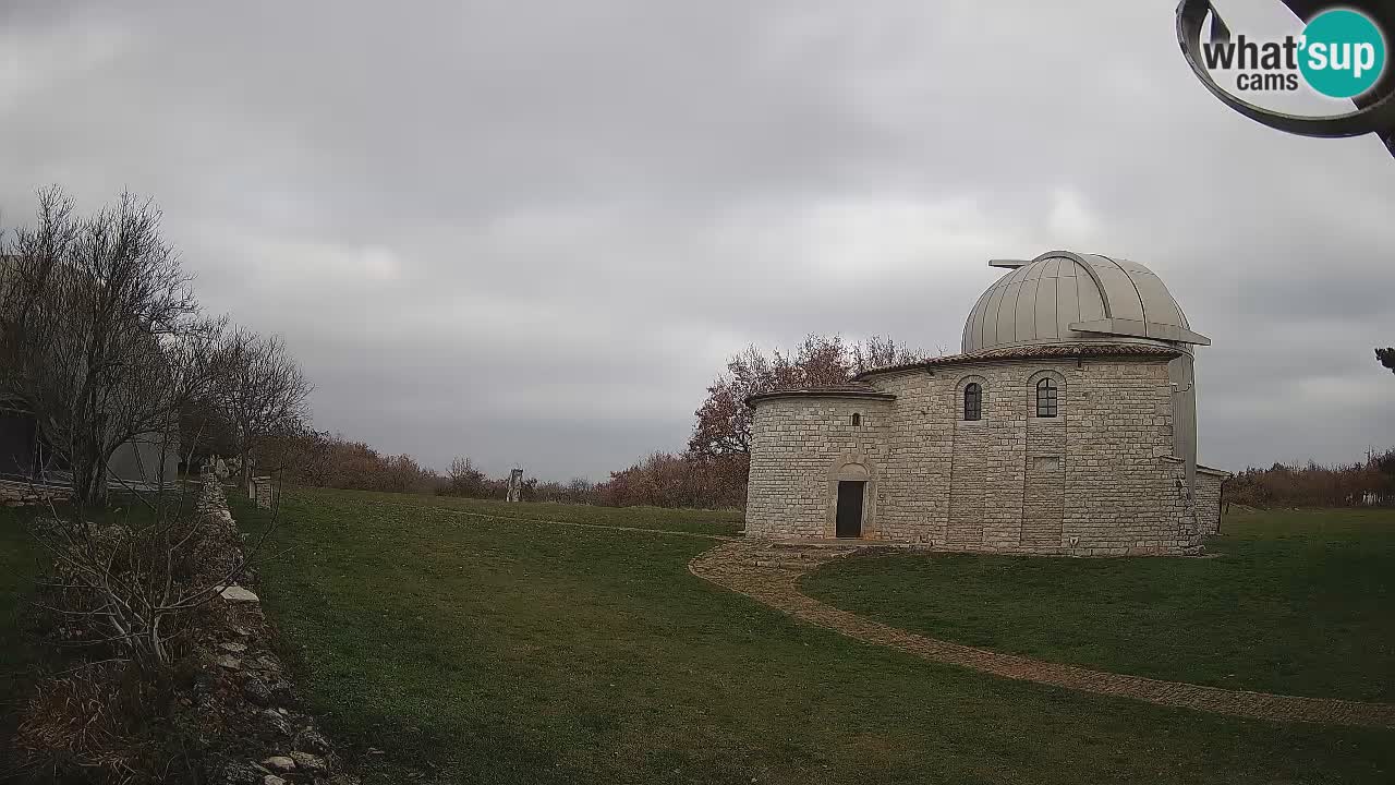 Višnjan Observatory Webcam: Gaze into the Cosmos from Istria, Croatia