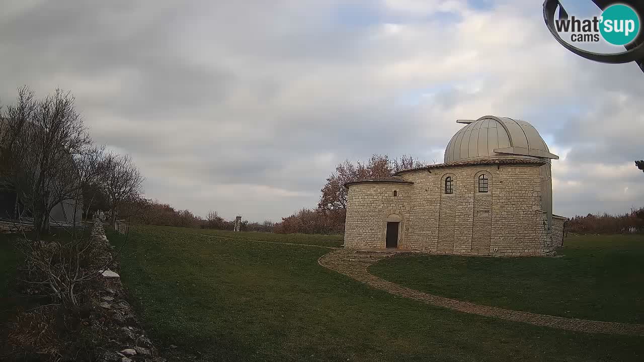 Webcam de l’Observatoire de Višnjan: Plongez dans le cosmos depuis l’Istrie, Croatie