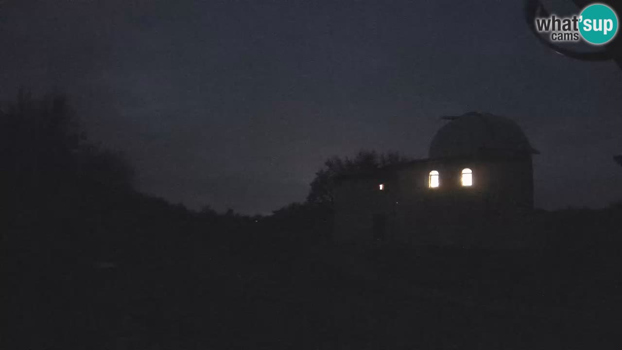 Višnjanska observatorijska spletna kamera: Opazujte vesolje iz Istre, Hrvaška