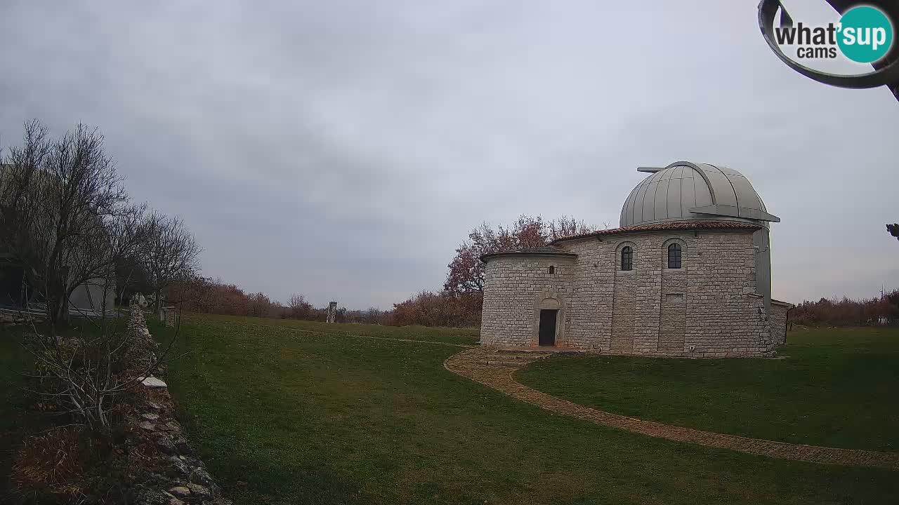 Višnjan Observatory Webcam: Gaze into the Cosmos from Istria, Croatia