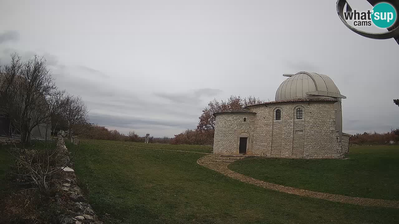 Višnjan Observatory Webcam: Gaze into the Cosmos from Istria, Croatia