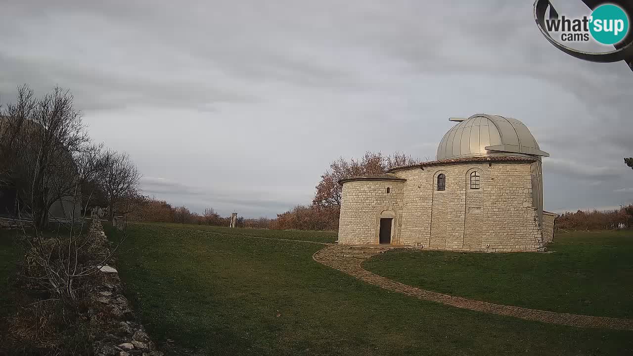 Webcam de l’Observatoire de Višnjan: Plongez dans le cosmos depuis l’Istrie, Croatie