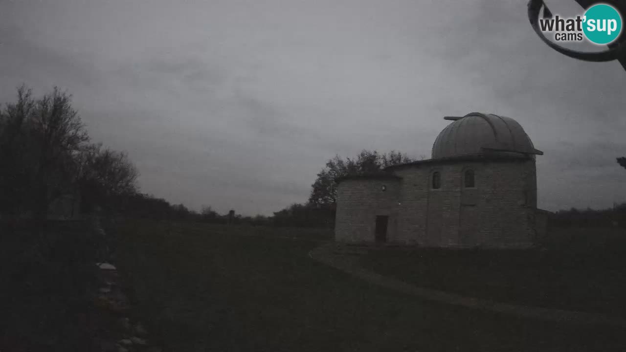 Webcam de l’Observatoire de Višnjan: Plongez dans le cosmos depuis l’Istrie, Croatie
