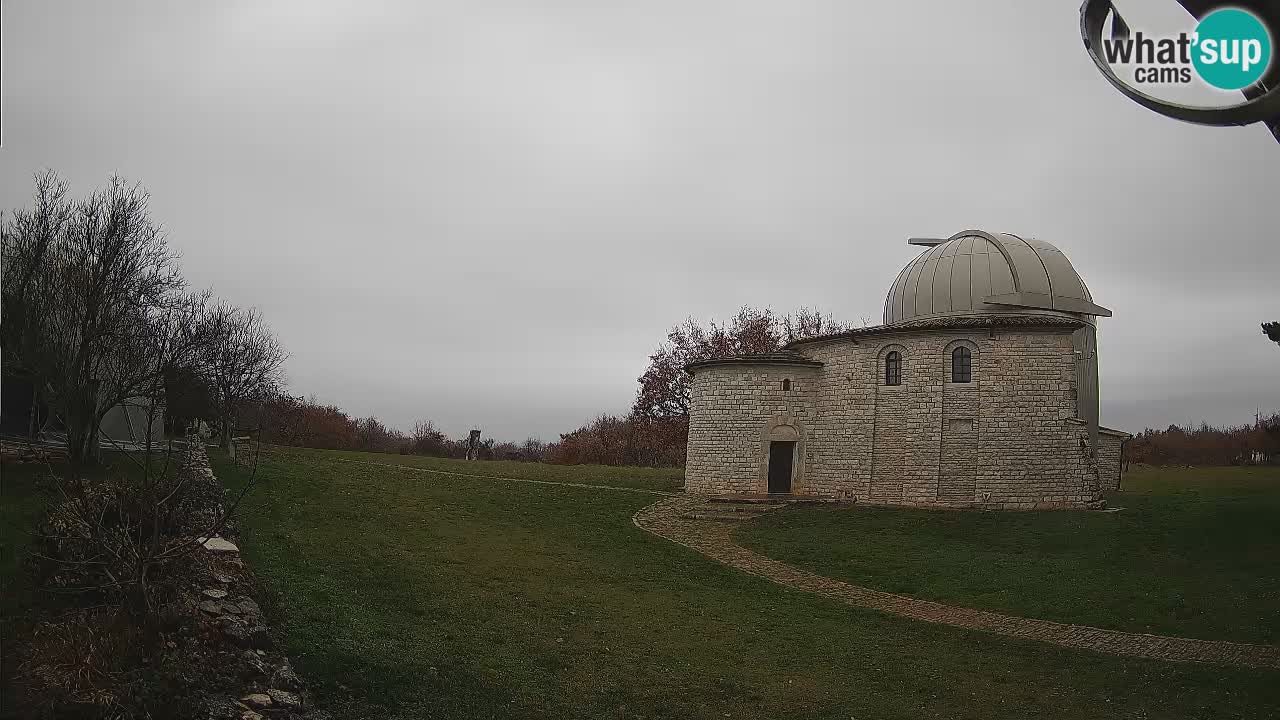 Višnjan Observatory Webcam: Gaze into the Cosmos from Istria, Croatia