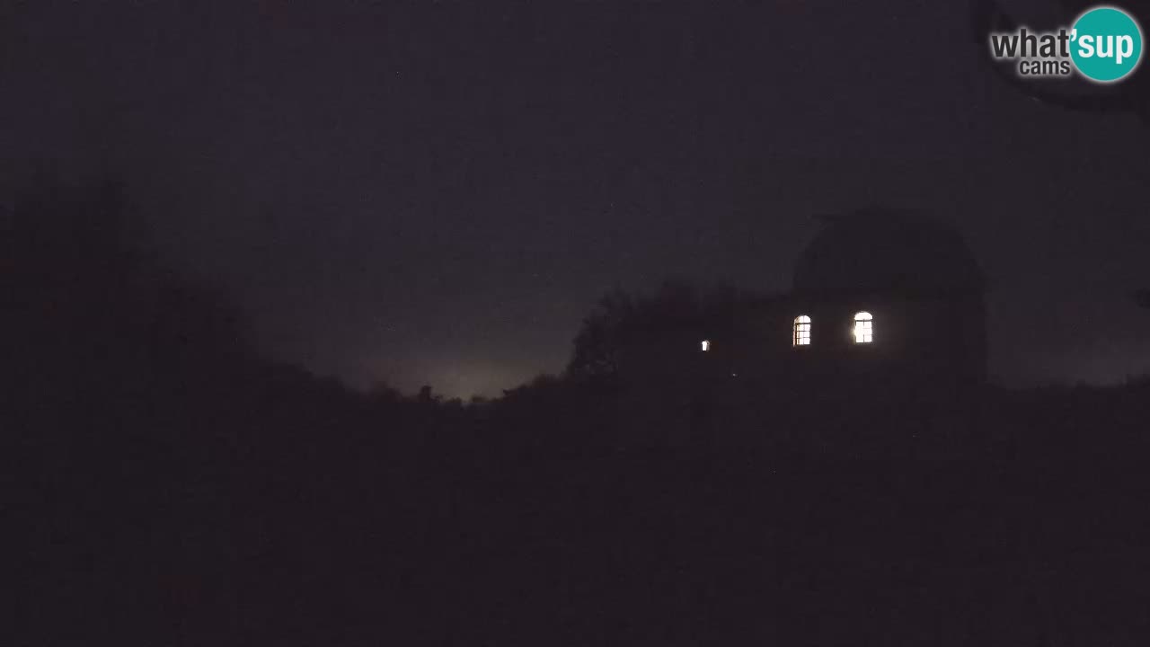 Višnjan Observatory Webcam: Gaze into the Cosmos from Istria, Croatia