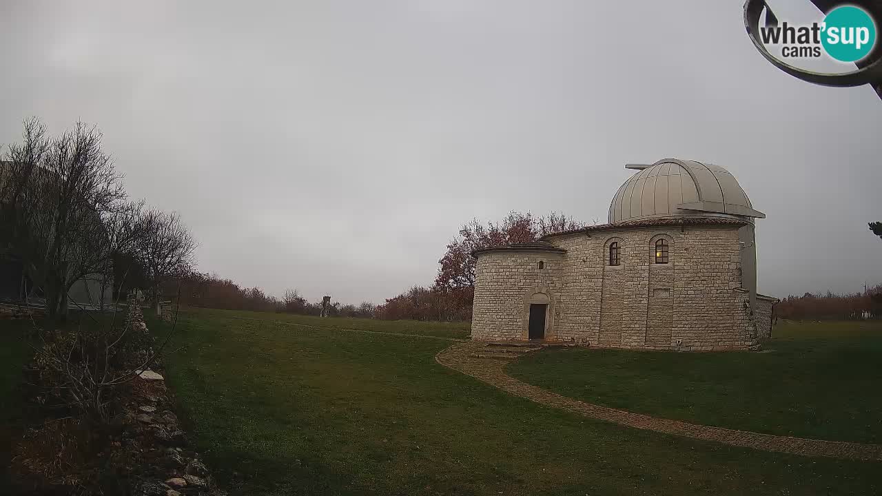 Višnjan Observatory Webcam: Gaze into the Cosmos from Istria, Croatia