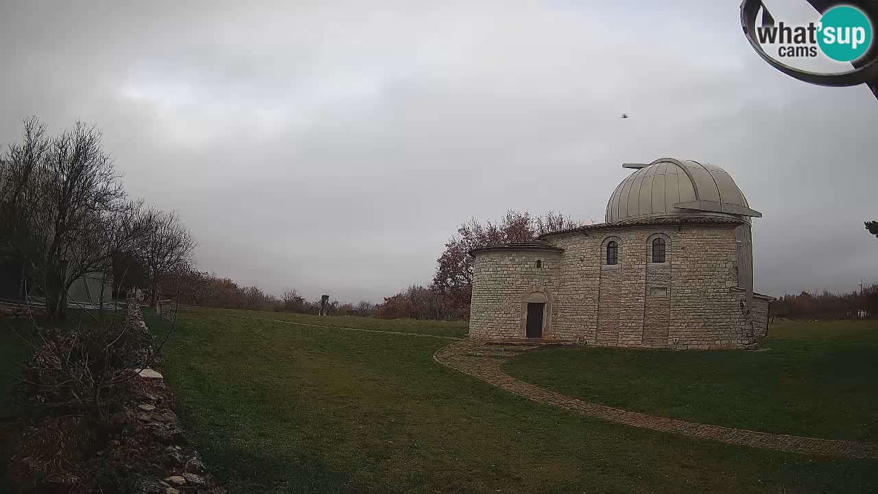 Višnjan Observatory Webcam: Gaze into the Cosmos from Istria, Croatia