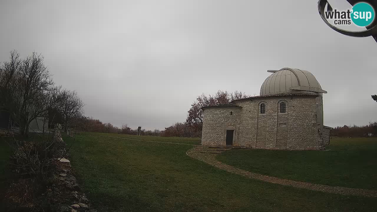 Višnjan Observatory Webcam: Gaze into the Cosmos from Istria, Croatia