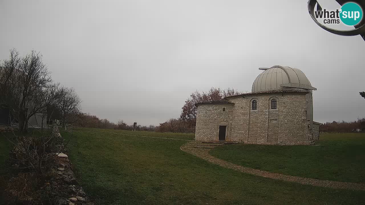 Višnjan Observatory Webcam: Gaze into the Cosmos from Istria, Croatia