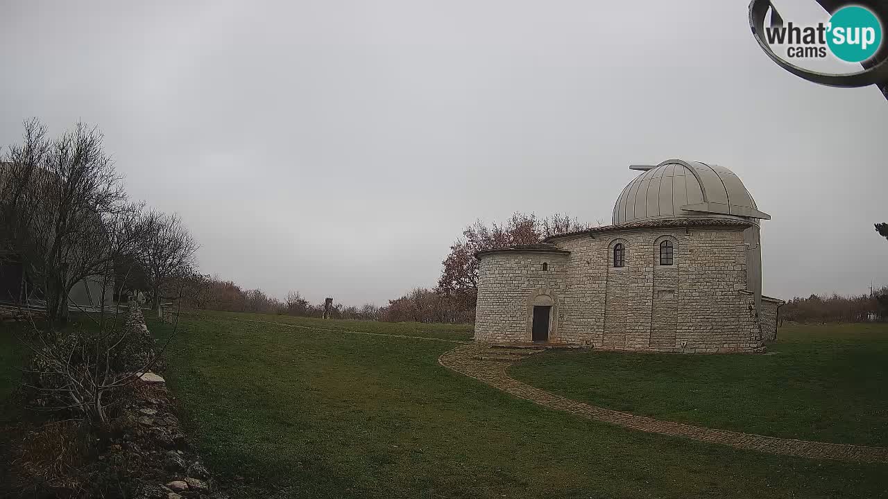 Višnjan Observatory Webcam: Gaze into the Cosmos from Istria, Croatia