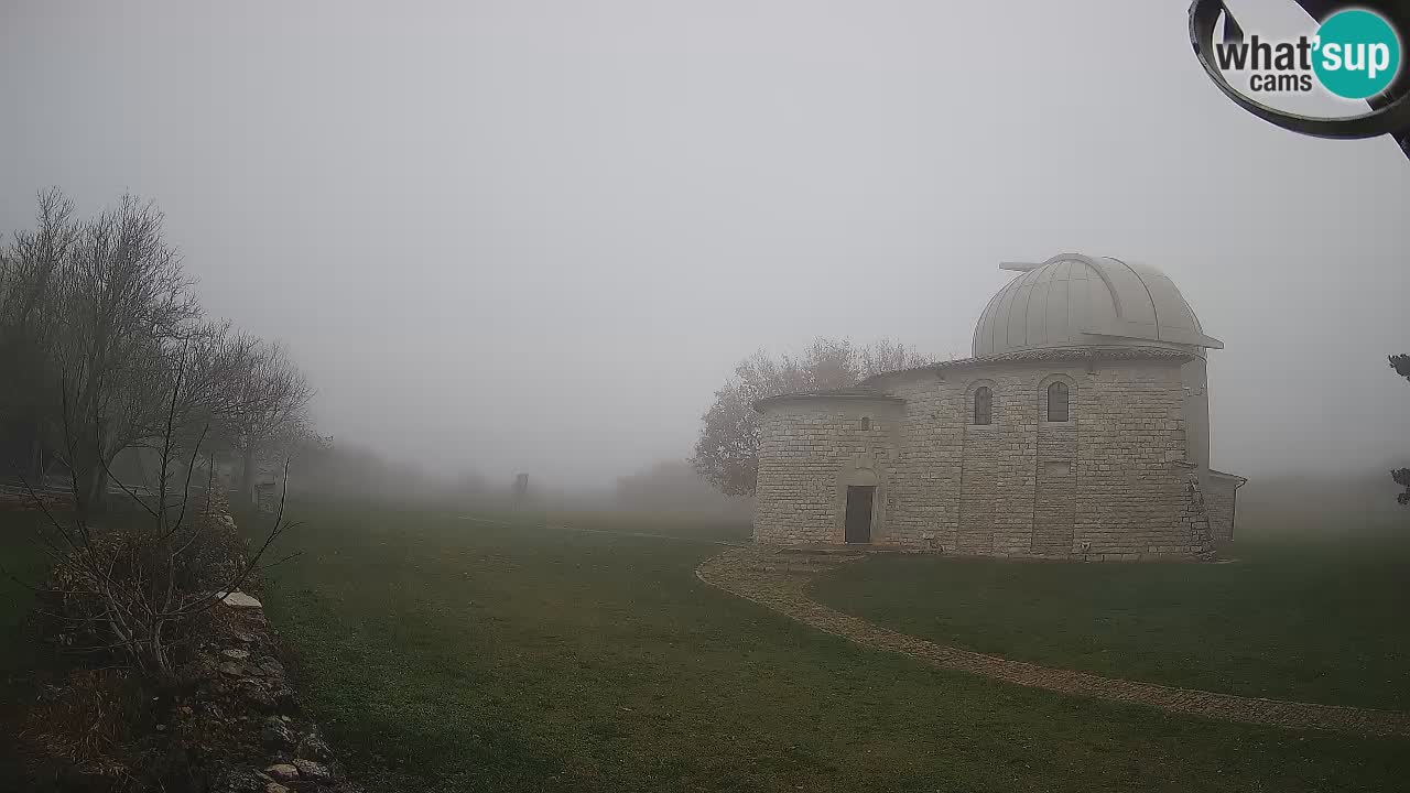Višnjan Observatory Webcam: Gaze into the Cosmos from Istria, Croatia