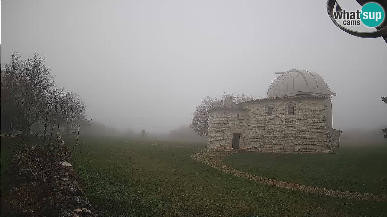 Višnjan Observatory Webcam: Gaze into the Cosmos from Istria, Croatia
