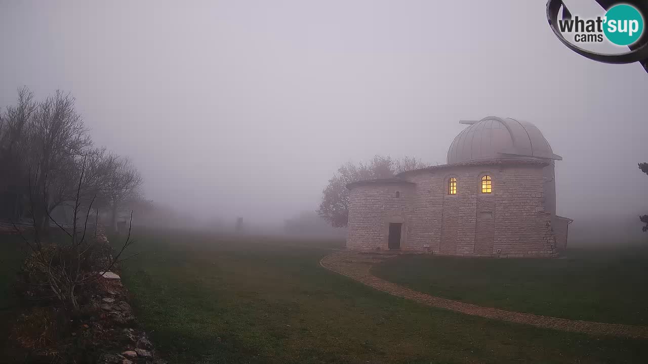 Višnjan Observatory Webcam: Gaze into the Cosmos from Istria, Croatia