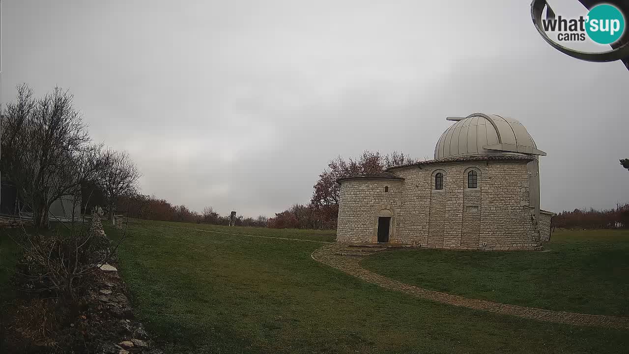 Višnjanska opservatorijska web kamera: Zavirite u svemir s poluotoka Istre, Hrvatska