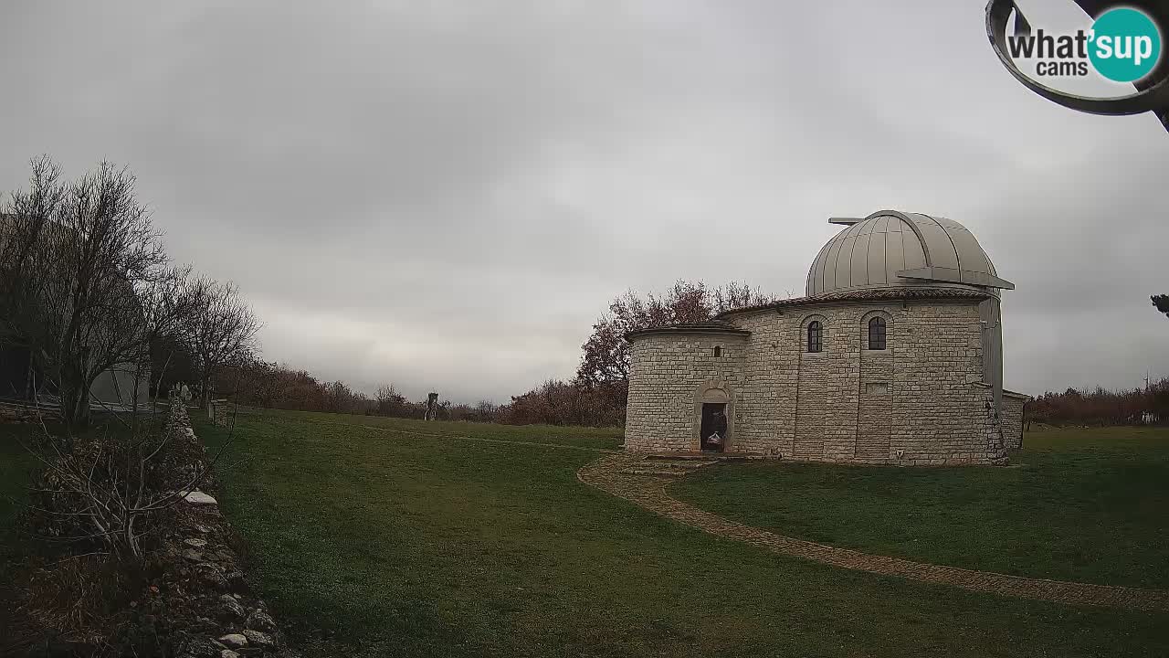 Višnjan Observatory Webcam: Gaze into the Cosmos from Istria, Croatia