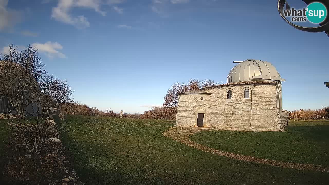 Višnjan Observatory Webcam: Gaze into the Cosmos from Istria, Croatia