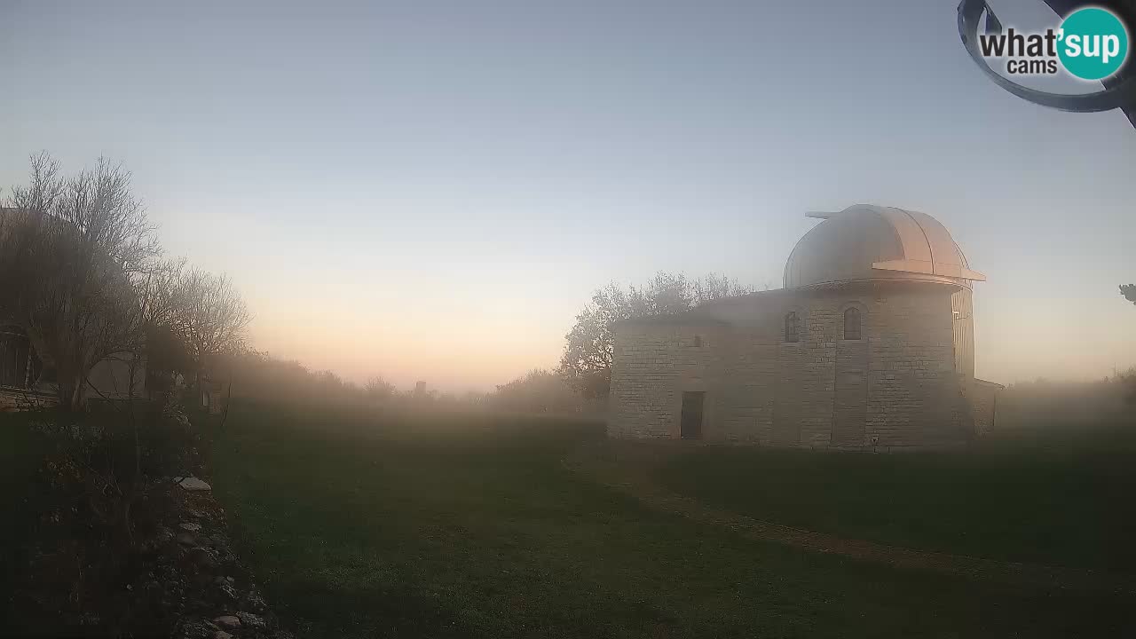 Višnjan Observatory Webcam: Gaze into the Cosmos from Istria, Croatia