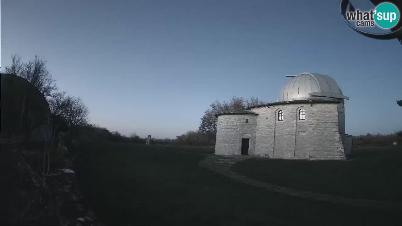 Višnjanska observatorijska spletna kamera: Opazujte vesolje iz Istre, Hrvaška