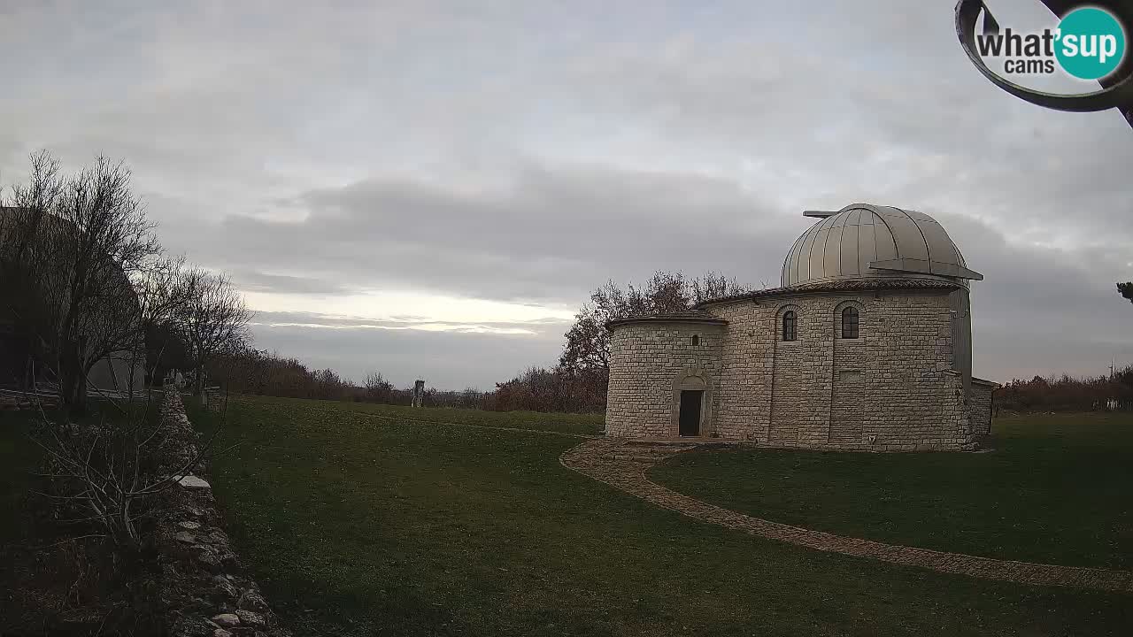 Višnjanska opservatorijska web kamera: Zavirite u svemir s poluotoka Istre, Hrvatska