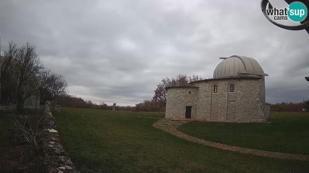 Webcam de l’Observatoire de Višnjan: Plongez dans le cosmos depuis l’Istrie, Croatie