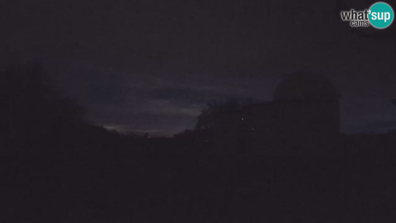 Višnjanska observatorijska spletna kamera: Opazujte vesolje iz Istre, Hrvaška