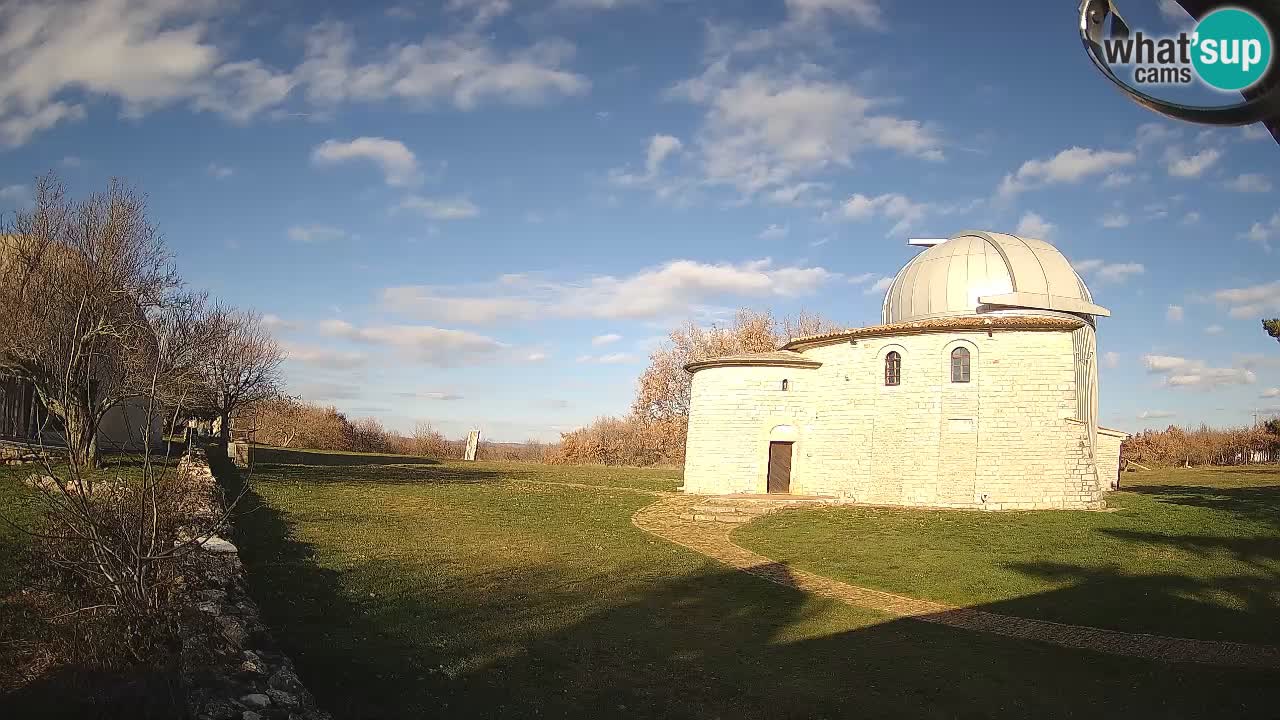 Webcam de l’Observatoire de Višnjan: Plongez dans le cosmos depuis l’Istrie, Croatie
