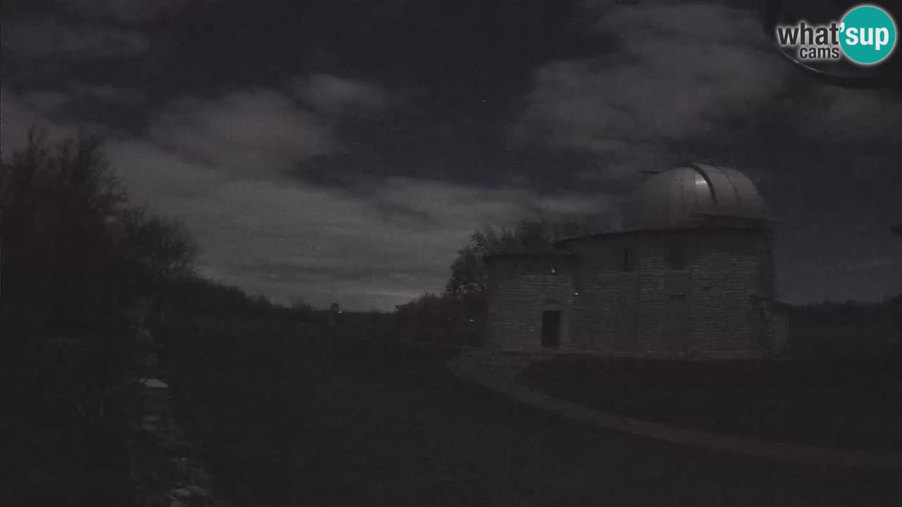 Višnjan Observatory Webcam: Gaze into the Cosmos from Istria, Croatia
