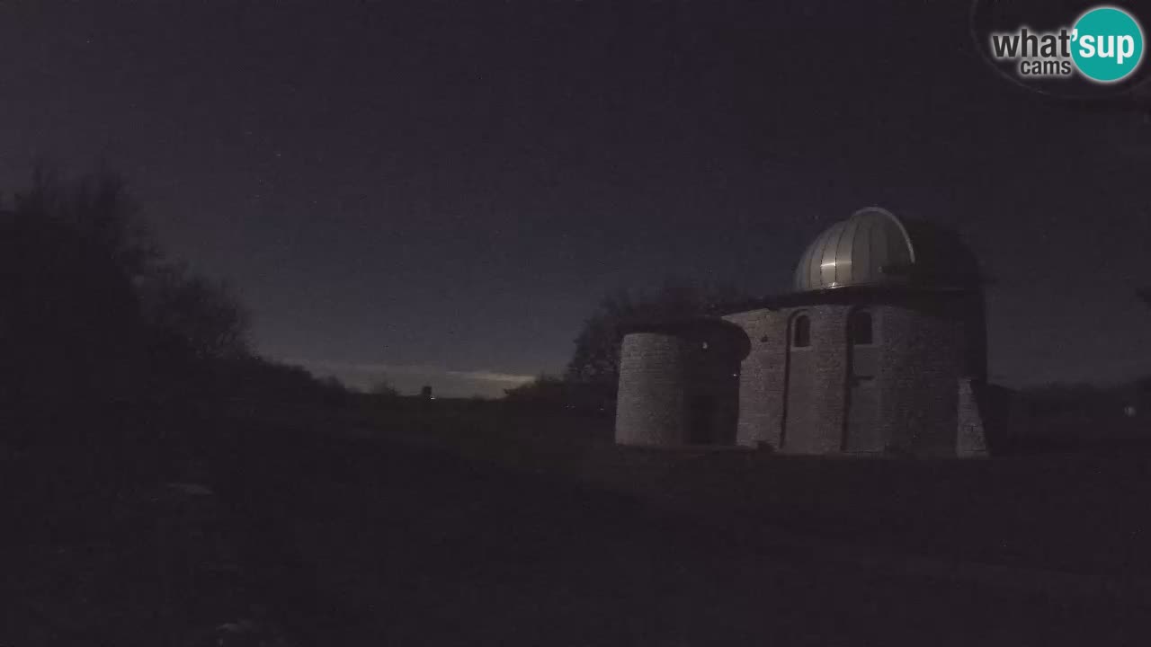Višnjan Observatory Webcam: Gaze into the Cosmos from Istria, Croatia