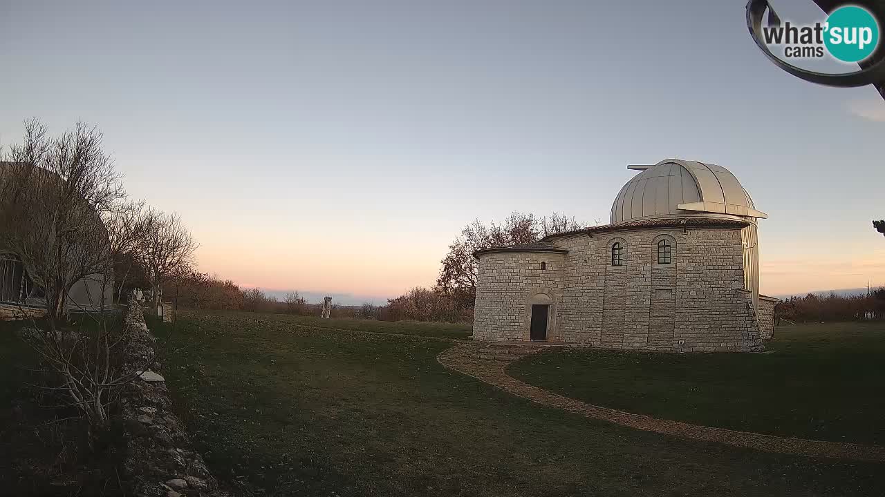 Webcam del Observatorio de Višnjan: Contempla el cosmos desde Istria, Croacia