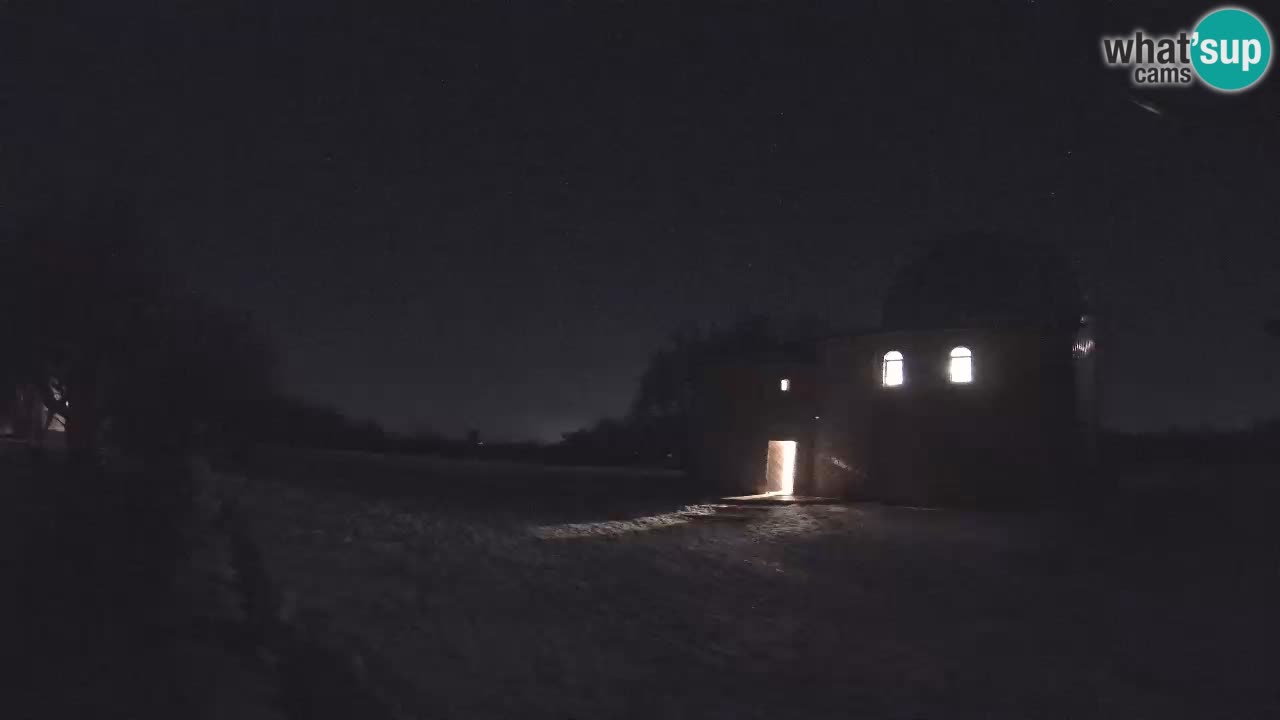 Višnjanska opservatorijska web kamera: Zavirite u svemir s poluotoka Istre, Hrvatska