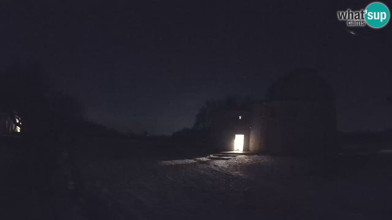 Višnjanska opservatorijska web kamera: Zavirite u svemir s poluotoka Istre, Hrvatska