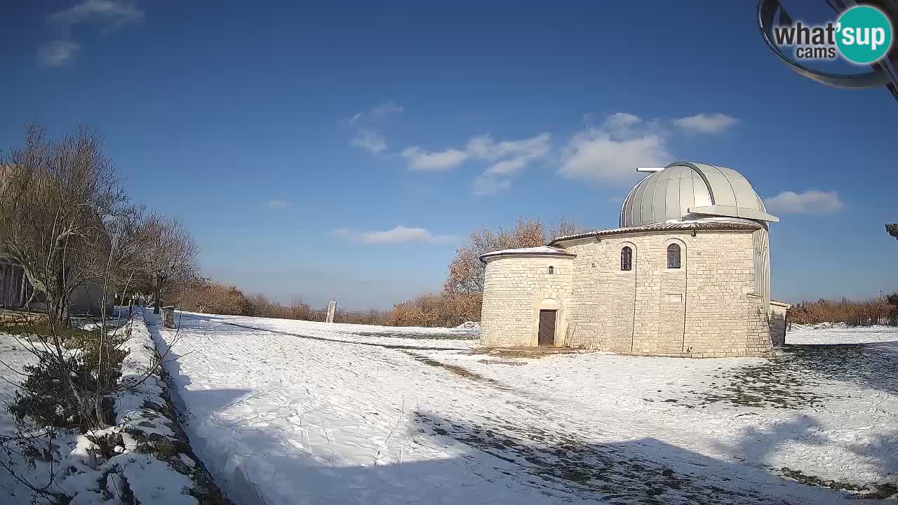 Višnjan Observatory Webcam: Gaze into the Cosmos from Istria, Croatia