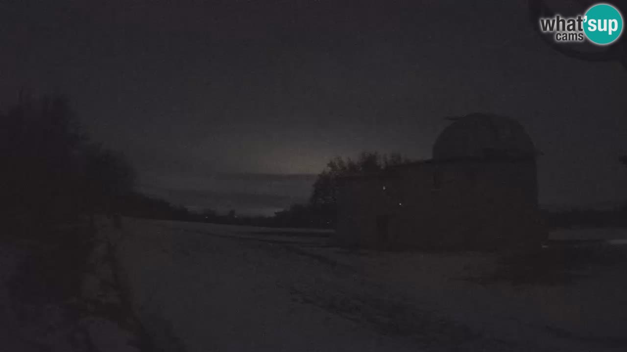 Višnjan Observatory Webcam: Gaze into the Cosmos from Istria, Croatia