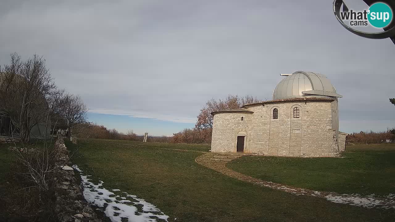 Višnjan Observatory Webcam: Gaze into the Cosmos from Istria, Croatia