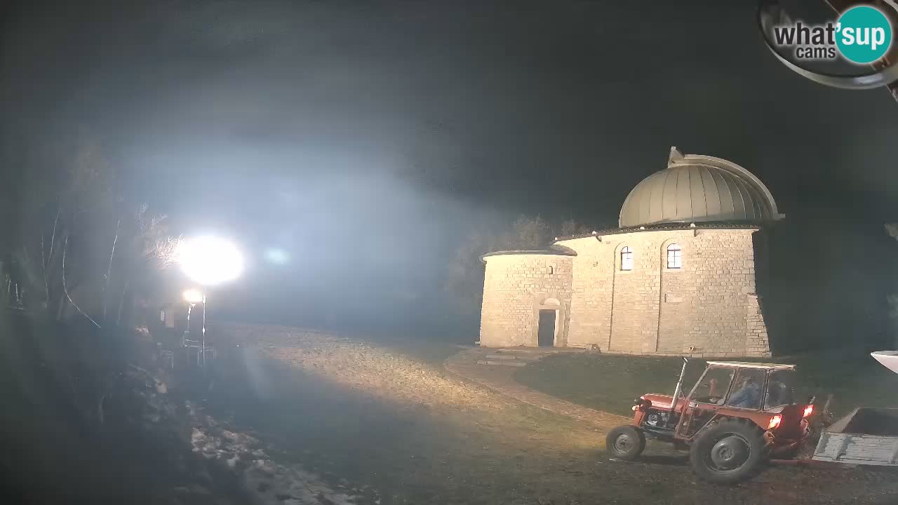 Webcam de l’Observatoire de Višnjan: Plongez dans le cosmos depuis l’Istrie, Croatie