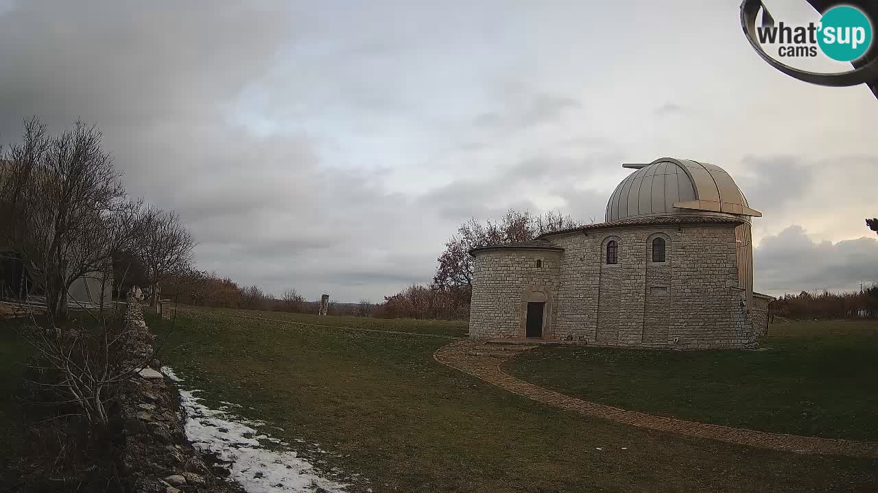 Webcam de l’Observatoire de Višnjan: Plongez dans le cosmos depuis l’Istrie, Croatie
