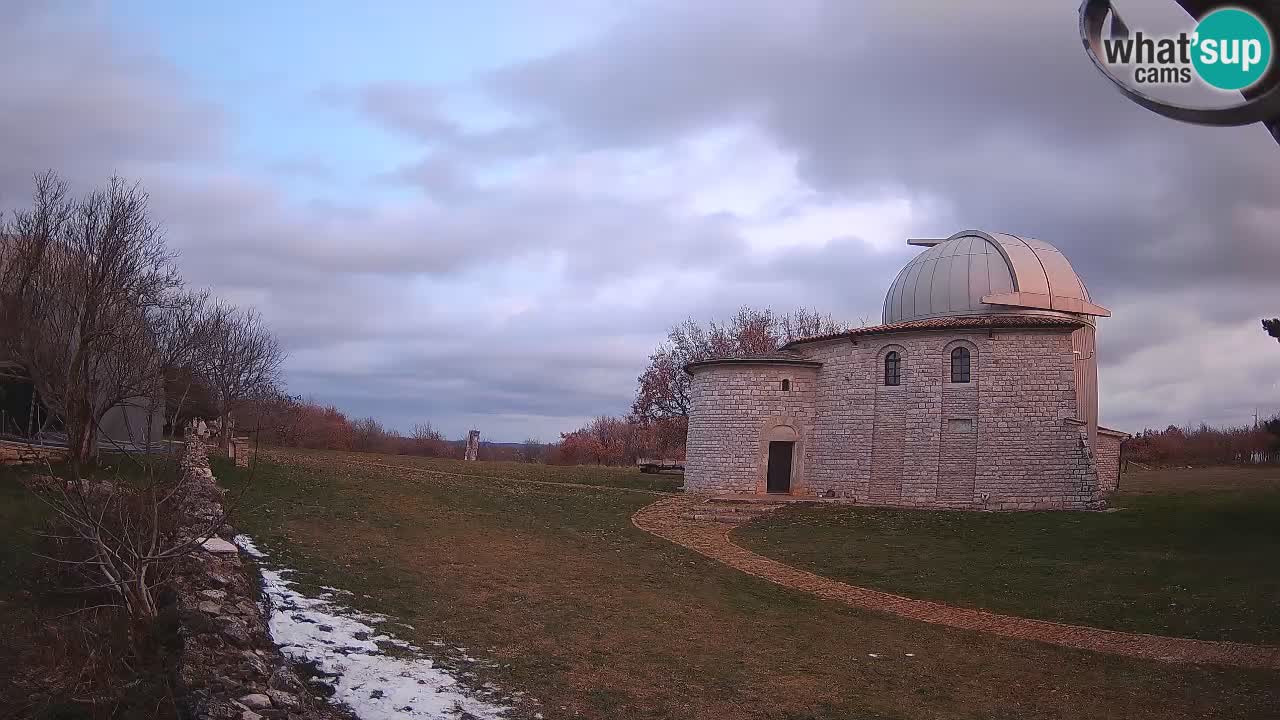Višnjanska observatorijska spletna kamera: Opazujte vesolje iz Istre, Hrvaška