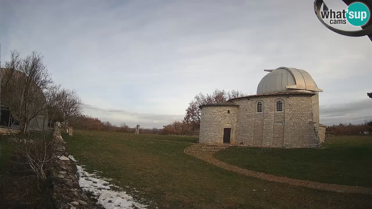 Webcam de l’Observatoire de Višnjan: Plongez dans le cosmos depuis l’Istrie, Croatie