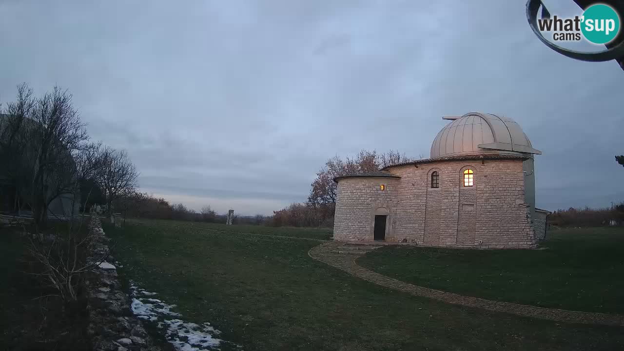 Webcam de l’Observatoire de Višnjan: Plongez dans le cosmos depuis l’Istrie, Croatie