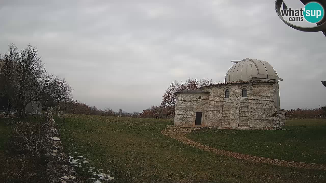 Webcam de l’Observatoire de Višnjan: Plongez dans le cosmos depuis l’Istrie, Croatie