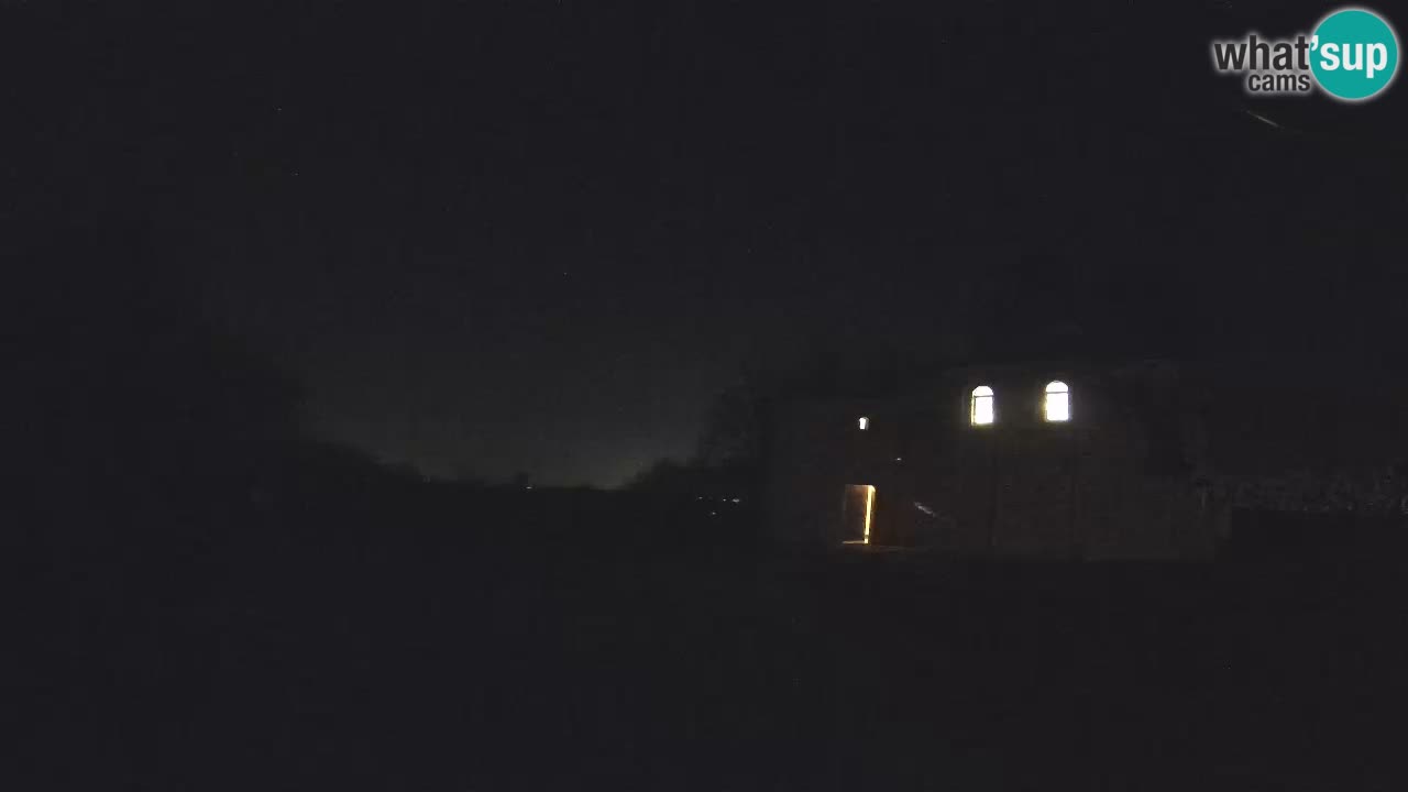 Webcam de l’Observatoire de Višnjan: Plongez dans le cosmos depuis l’Istrie, Croatie