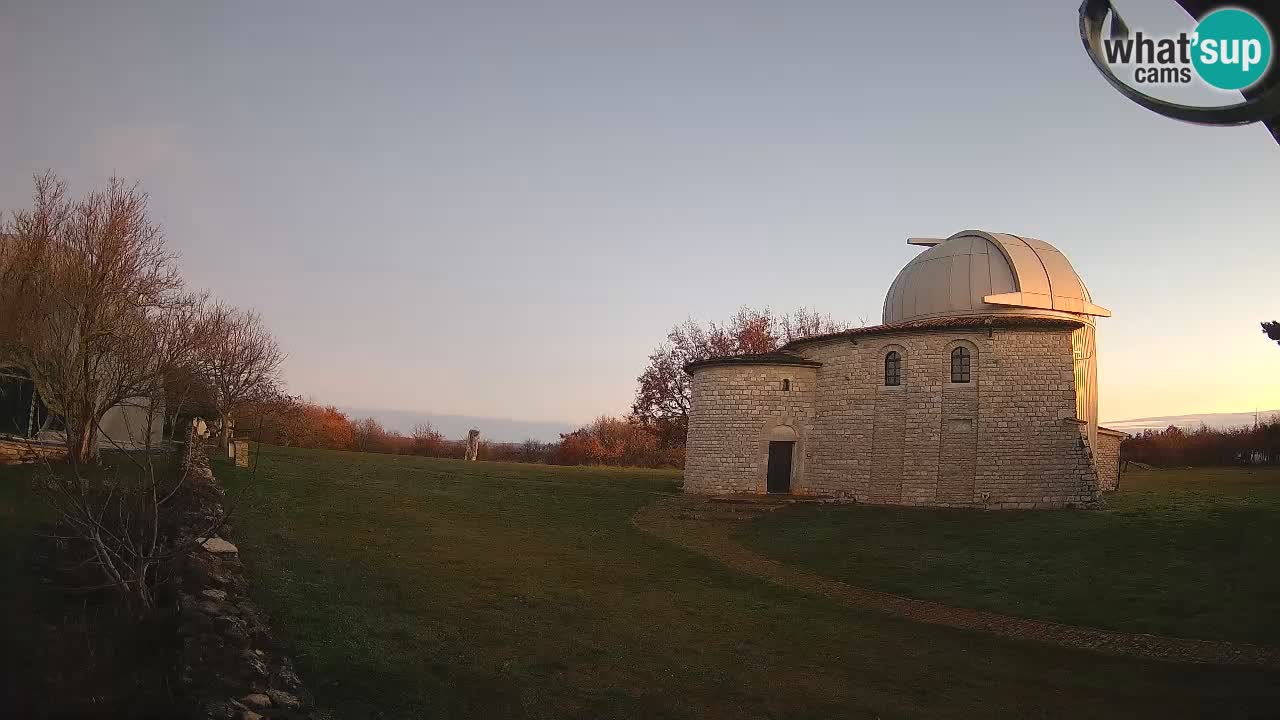 Višnjan Observatory Webcam: Gaze into the Cosmos from Istria, Croatia