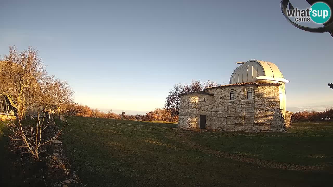 Višnjan Observatory Webcam: Gaze into the Cosmos from Istria, Croatia